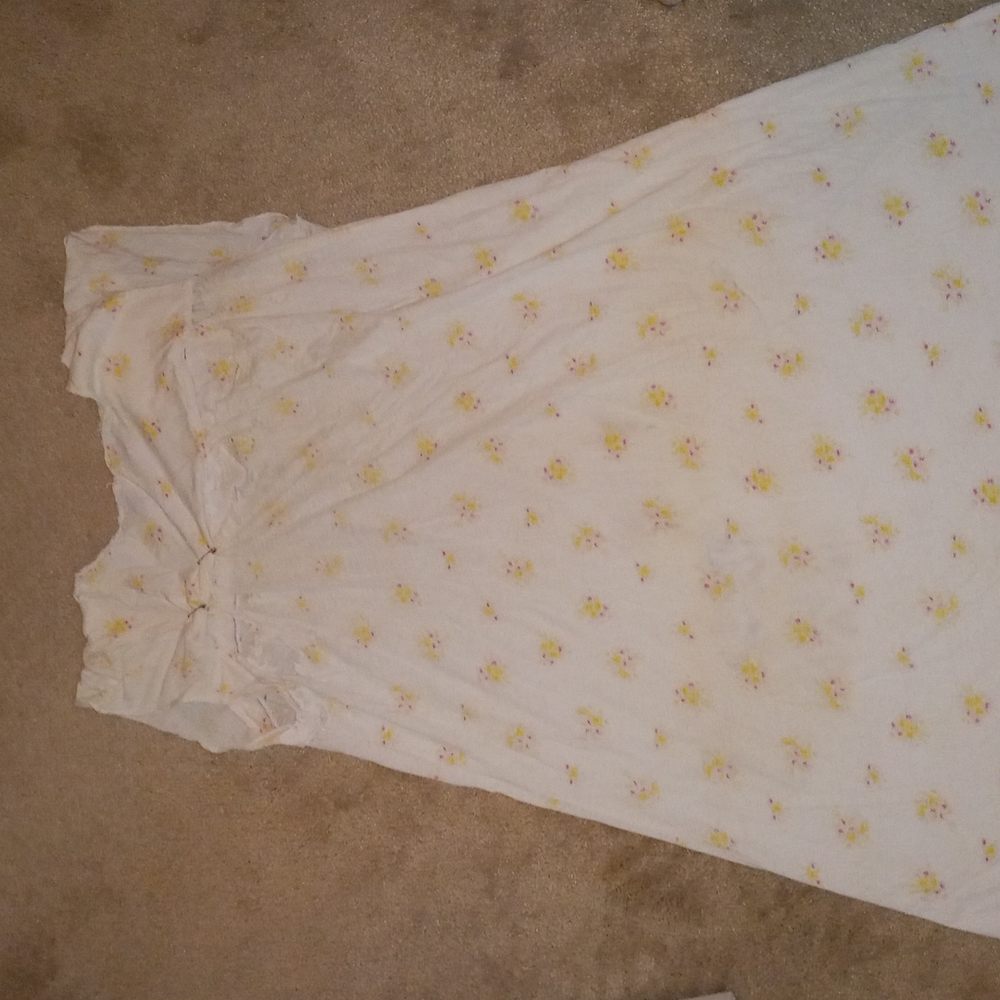 Repurpose Scrap Sewing Material (Very Used Night Gown)